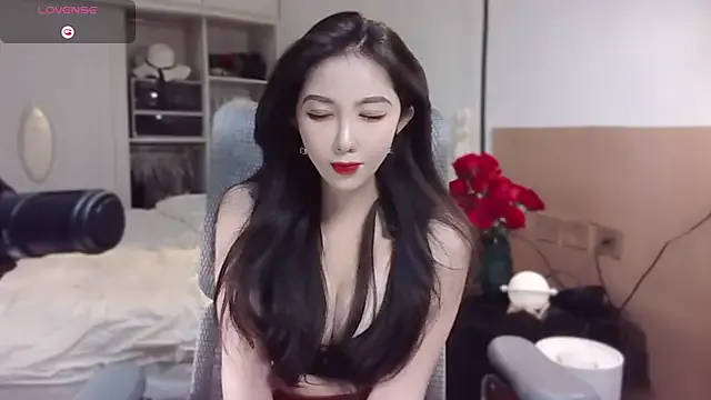 vyizh- – webcam model profile photo