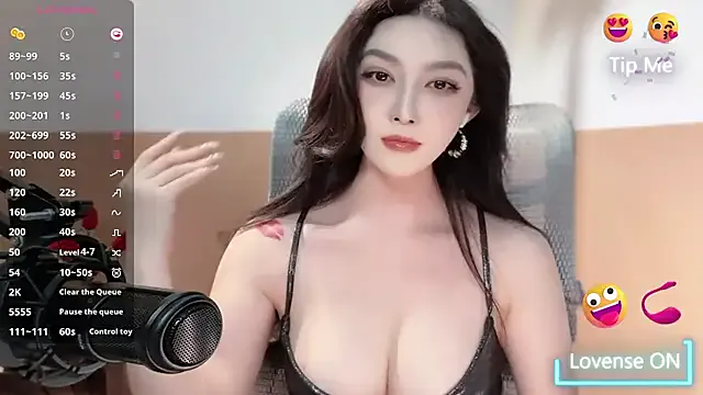 LilyMayss – webcam model profile photo Image 11