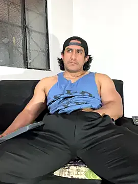 ZaraReyes – webcam model profile photo Image 12