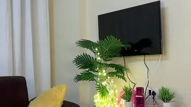 Bellalolahot – webcam model profile photo Image 13