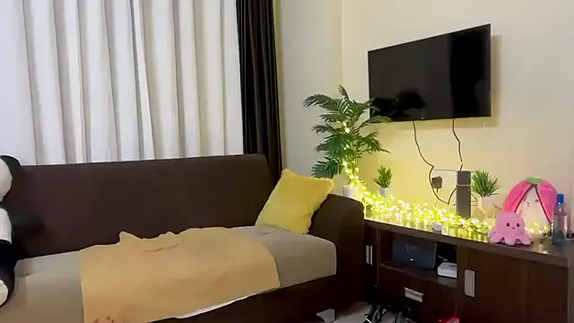 Bellalolahot – webcam model profile photo Image 16