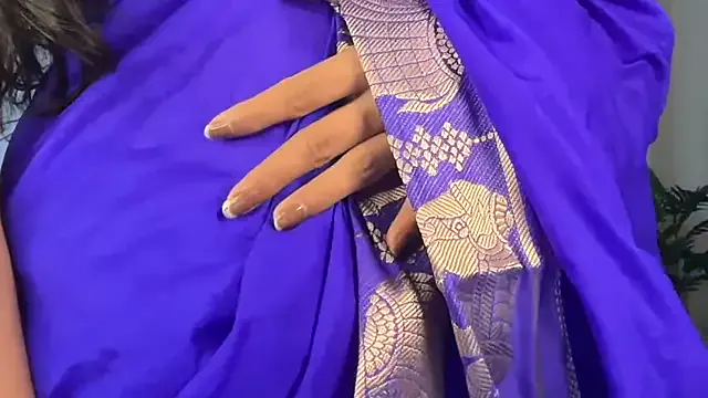 Bellalolahot – webcam model profile photo Image 19