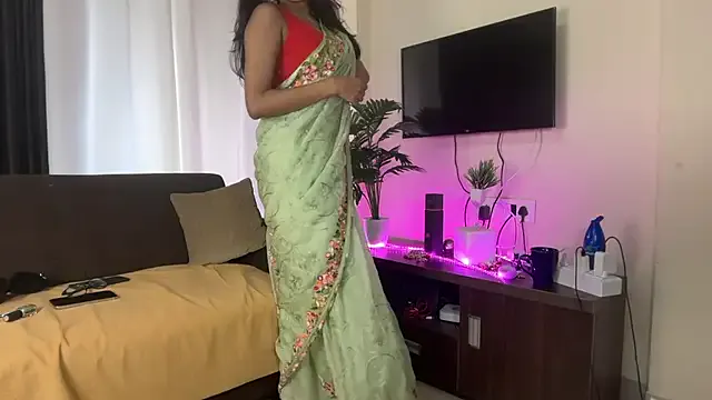 Bellalolahot – webcam model profile photo Image 7