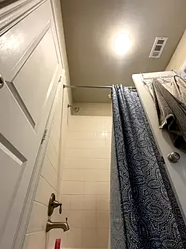 Irish_Collins – webcam model profile photo Image 9