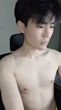 KaraNoir – webcam model profile photo Image 4