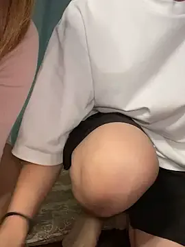 LyraCarvajal – webcam model profile photo Image 4