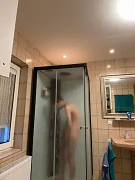 AmyBelmontt – webcam model profile photo Image 4