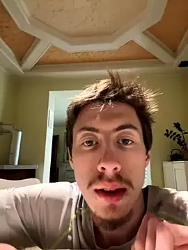 AmyBelmontt – webcam model profile photo Image 9