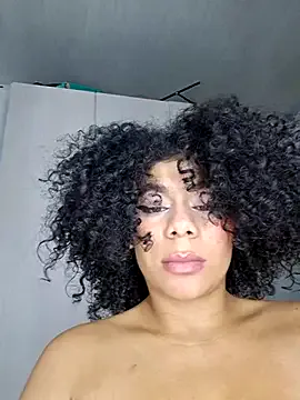 FernandaCorrales – webcam model profile photo Image 2