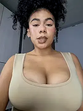 FernandaCorrales – webcam model profile photo Image 8