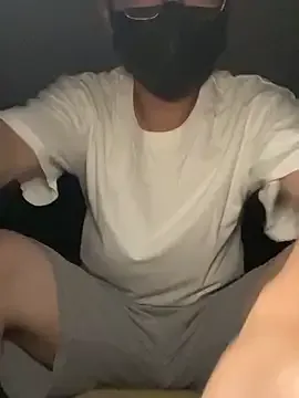 ROXSANNE – webcam model profile photo Image 15