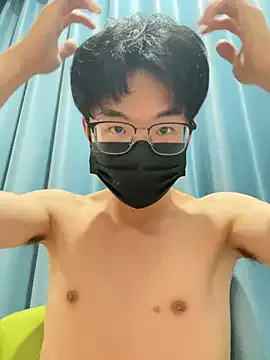 ROXSANNE – webcam model profile photo Image 3