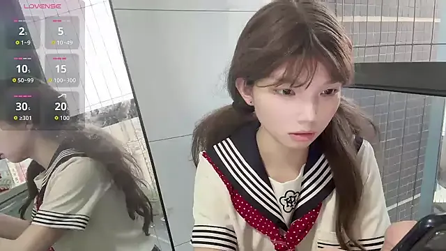 DanielaaMartinez – webcam model profile photo Image 11