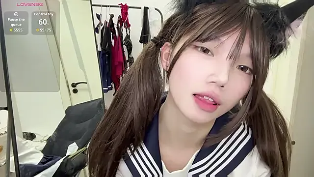 DanielaaMartinez – webcam model profile photo Image 15