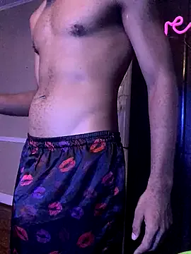 ShainaVaasquez – webcam model profile photo Image 11