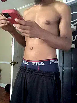 ShainaVaasquez – webcam model profile photo Image 5