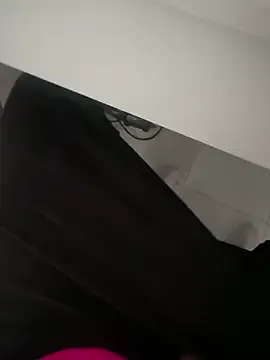 SophieBlaake – webcam model profile photo Image 3