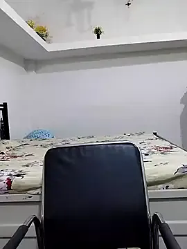 EmilyWeston – webcam model profile photo Image 9