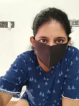 NicoleLara – webcam model profile photo Image 8