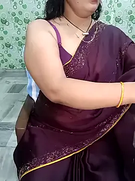 ENGLISHEMILY_69 – webcam model profile photo Image 8