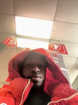 ClaraVanessa – webcam model profile photo Image 11