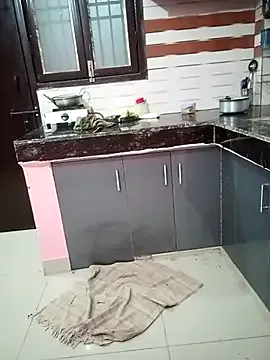 AmyBelmontt – webcam model profile photo Image 4