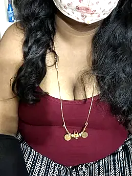 SkyLumen – webcam model profile photo Image 14