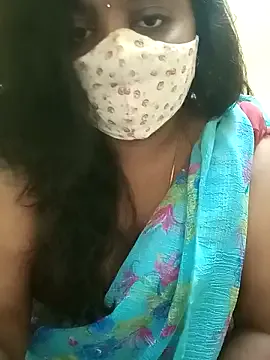 SkyLumen – webcam model profile photo Image 4