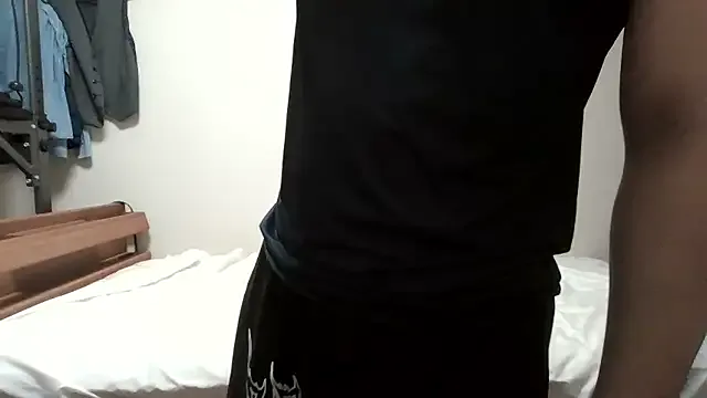 SeleneHart – webcam model profile photo Image 15