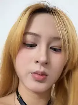 HannaXLove – webcam model profile photo Image 3