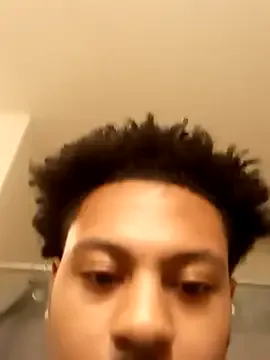 AirboyTy – webcam model profile photo Image 4