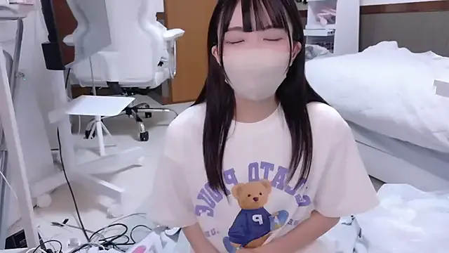 SerenaVelour – webcam model profile photo Image 13