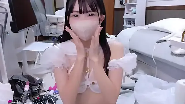 SerenaVelour – webcam model profile photo Image 14