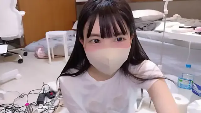 SerenaVelour – webcam model profile photo Image 19