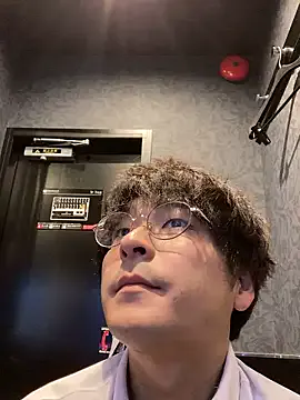 ChloeeGill – webcam model profile photo Image 3