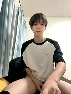 LaylaCam31 – webcam model profile photo Image 12