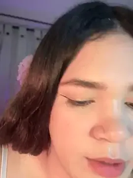 MeganClars – webcam model profile photo Image 8