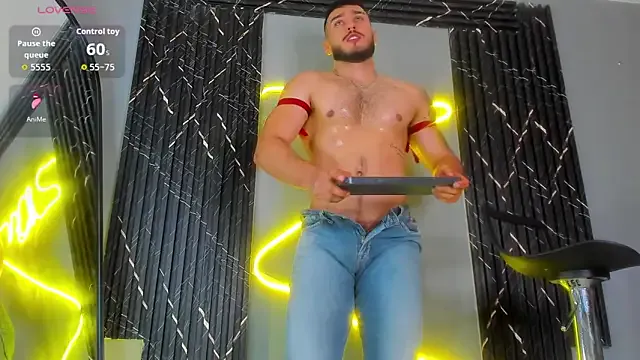 almightycnote – webcam model profile photo Image 17