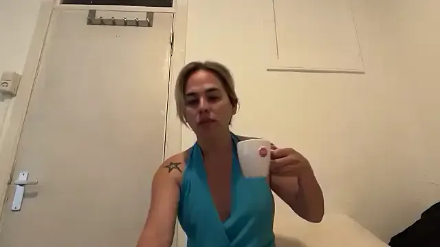 JadeRusell – webcam model profile photo Image 10